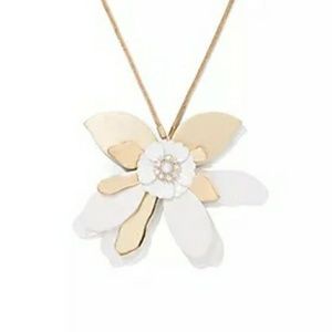 NY & Co Cream & Gold Flower Pendant Necklace